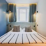 Elegant Apartment - 2Br 6P - Canal St Martin